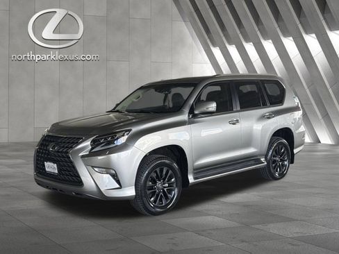 Certified 2022 Lexus GX 460 Premium w/ Premium Package AWD/4WD image 3