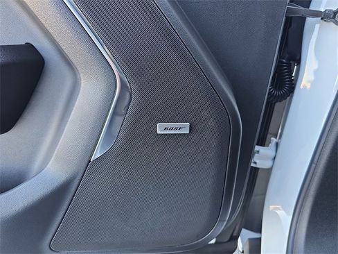 New 2026 GMC Yukon Elevation image 17