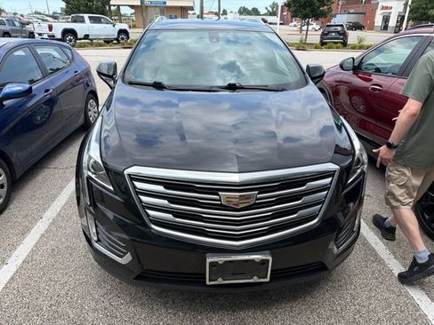 Used 2018 Cadillac XT5 AWD image 16