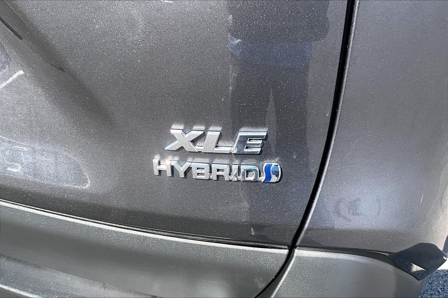 Used 2024 Toyota RAV4 XLE w/ Weather Package AWD/4WD image 8