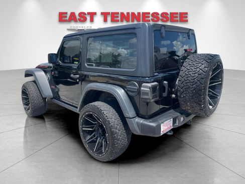 Used 2023 Jeep Wrangler Rubicon w/ Cold Weather Group AWD/4WD image 5