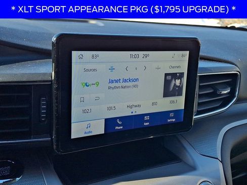 Used 2022 Ford Explorer XLT w/ Equipment Group 202A image 18