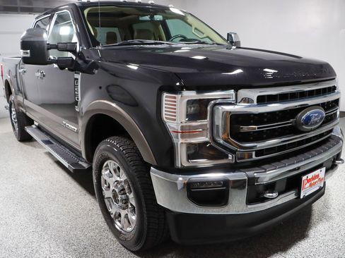 Used 2020 Ford F250 Lariat w/ Lariat Ultimate Package image 5