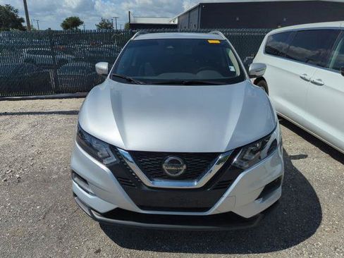 Certified 2021 Nissan Rogue Sport SV AWD/4WD image 5