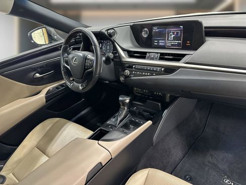 Used 2021 Lexus ES 350 w/ Premium Package FWD image 15