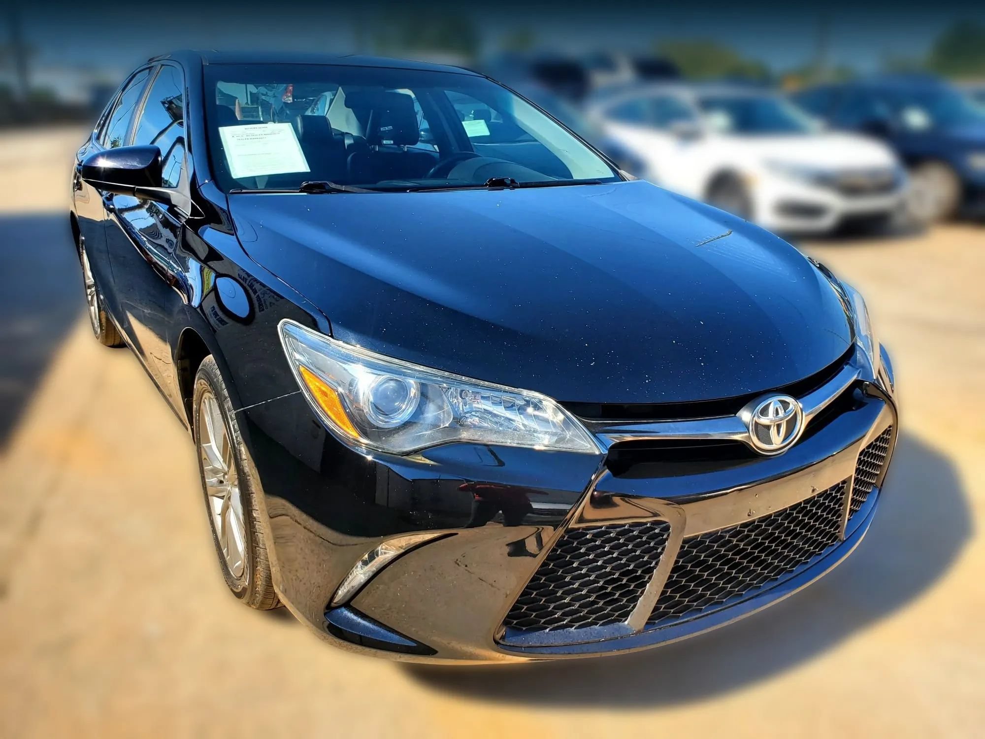 Used 2016 Toyota Camry SE FWD image 15