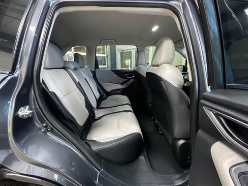 Used 2022 Subaru Forester AWD/4WD image 29