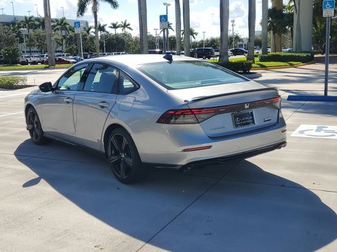 Used 2023 Honda Accord Sport image 8