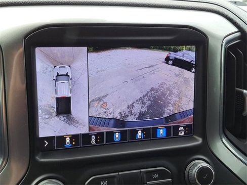 Used 2022 Chevrolet Silverado 2500 LTZ w/ LTZ Premium Package image 14