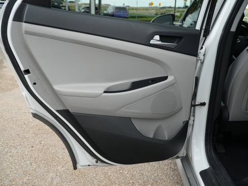 Used 2018 Hyundai Tucson Sport w/ Cargo Package FWD image 15