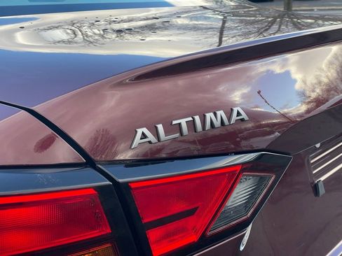 Certified 2023 Nissan Altima 2.5 SV image 33