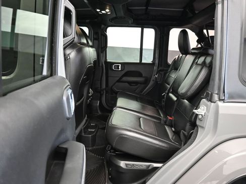 Used 2021 Jeep Wrangler Unlimited Sahara w/ Cold Weather Group image 31