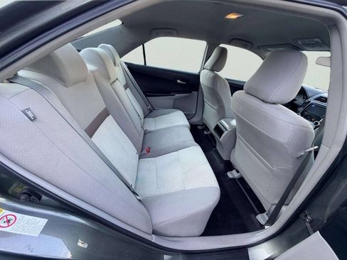 Used 2012 Toyota Camry LE FWD image 24
