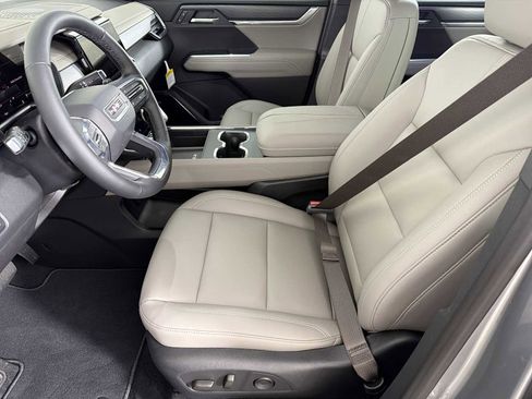 New 2026 GMC Acadia Elevation w/ Elevation Premium Package image 14