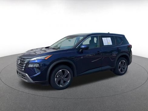 Used 2025 Nissan Rogue SV FWD image 8