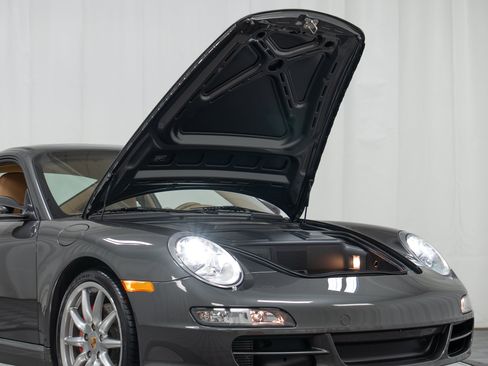 Used 2007 Porsche 911 Carrera 4S AWD/4WD image 13