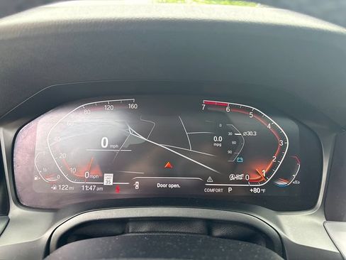 Used 2019 BMW 330i xDrive Sedan w/ Premium Package AWD/4WD image 25