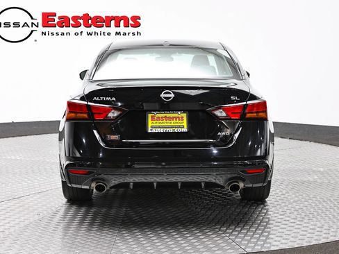 Used 2024 Nissan Altima 2.5 SL AWD/4WD image 6