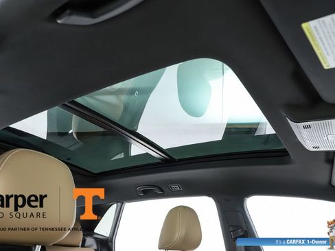 Used 2025 Volkswagen Atlas Cross Sport SE w/ Panoramic Sunroof Package image 37