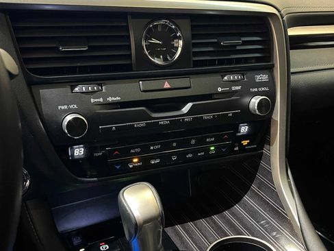 Used 2019 Lexus RX 350L Luxury image 24