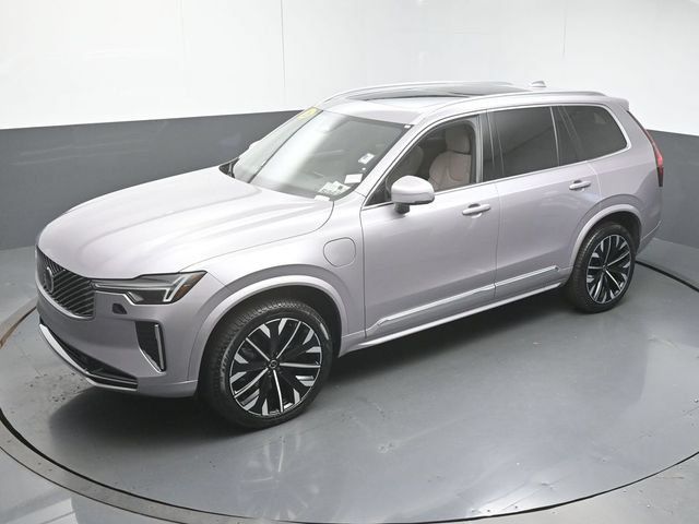 Certified 2026 Volvo XC90 T8 Core w/ Protection Package Premier AWD/4WD image 46