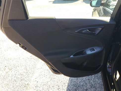 Used 2024 Chevrolet Malibu LT image 29