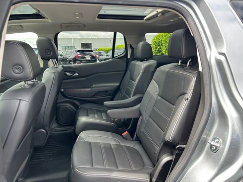 Certified 2023 GMC Acadia Denali w/ Denali Ultimate Package AWD/4WD image 37