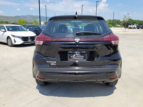 New 2025 Nissan Kicks Play S image 9