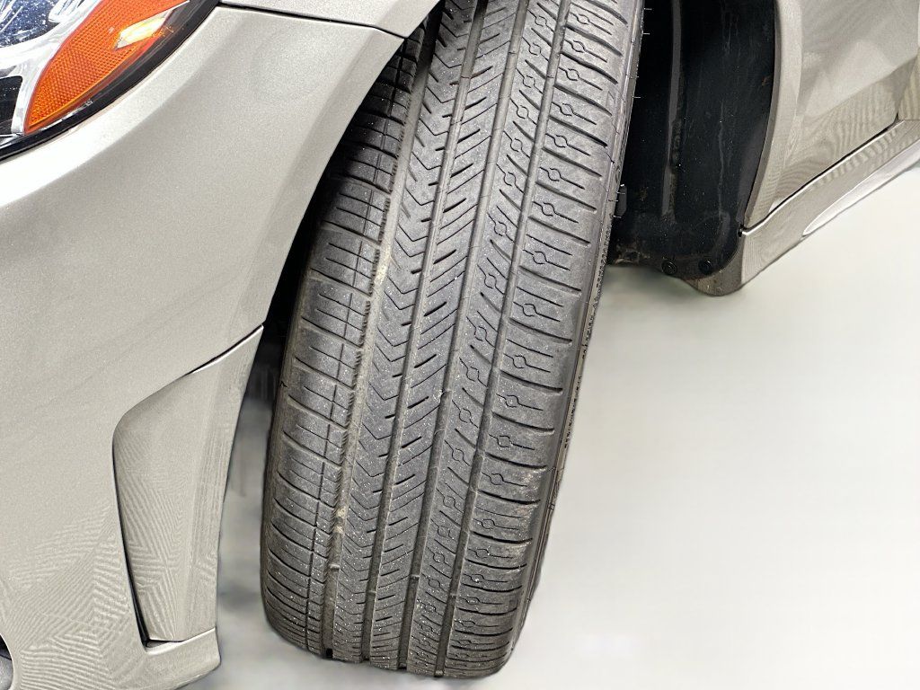 Used 2020 Mercedes-Benz C 300 4MATIC Sedan image 25