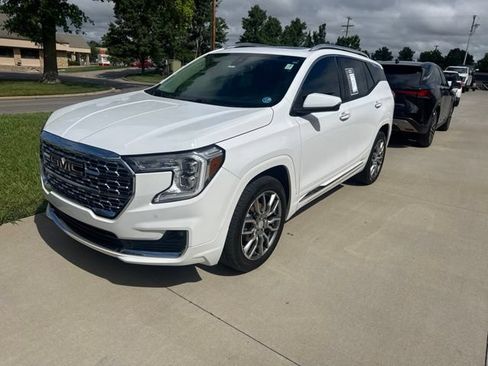 Used 2022 GMC Terrain Denali w/ LPO, Floor Liner Package AWD/4WD image 1