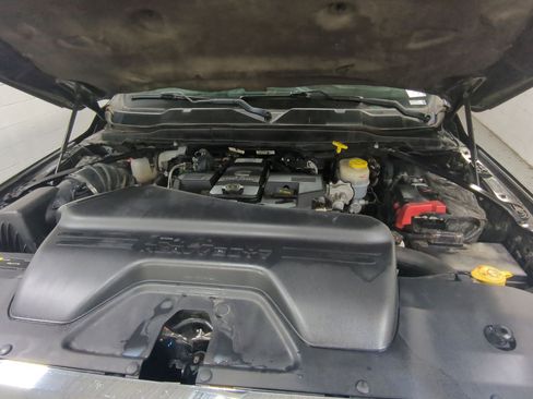 Used 2019 RAM 3500 Limited image 23