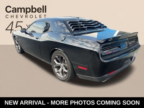 Used 2019 Dodge Challenger R/T RWD image 3