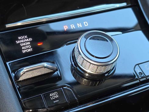 Used 2023 Jeep Grand Cherokee image 21