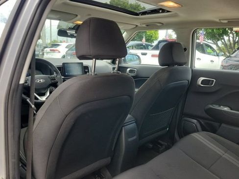 Certified 2023 Hyundai Venue SEL FWD image 8