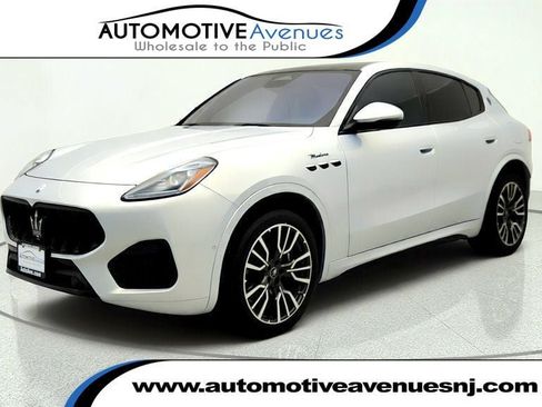 Used 2023 Maserati Grecale Modena AWD/4WD image 1