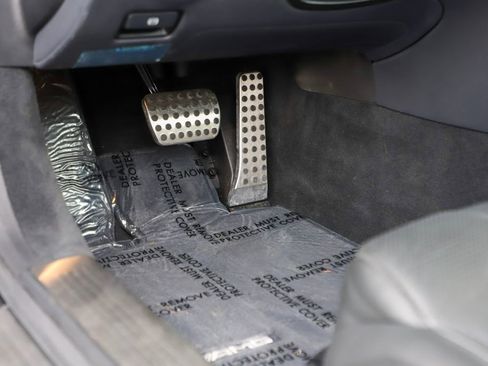 Used 2014 Mercedes-Benz SL 63 AMG image 48