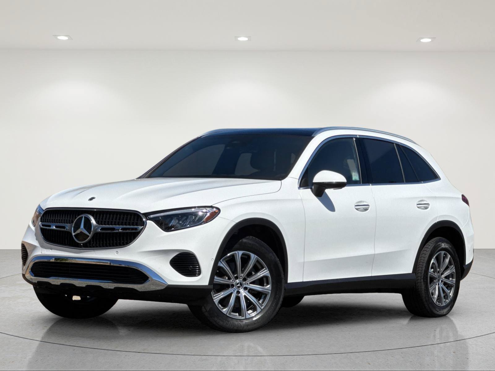 Certified 2026 Mercedes-Benz GLC 300 4MATIC image 2