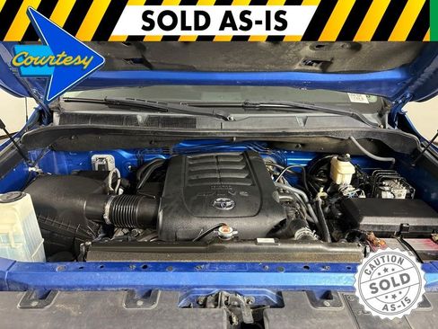 Used 2018 Toyota Tundra SR5 w/ SR5 Upgrade Package AWD/4WD image 42