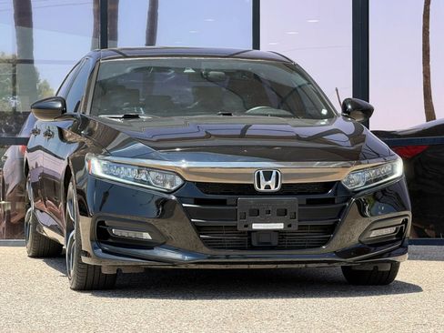 Used 2018 Honda Accord Sport image 18