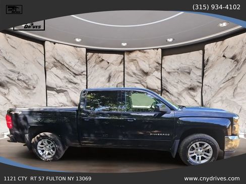 Used 2017 Chevrolet Silverado 1500 LT w/ All Star Edition AWD/4WD image 4