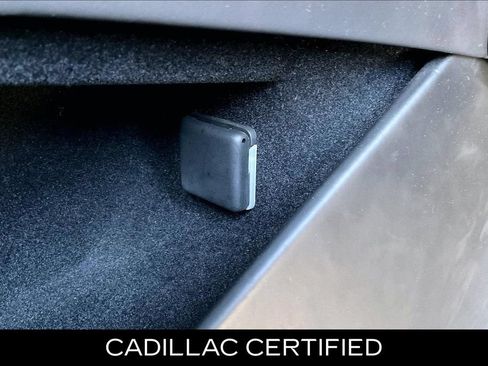 Certified 2024 Cadillac Escalade ESV V w/ Heavy-Duty Trailer Package AWD/4WD image 36