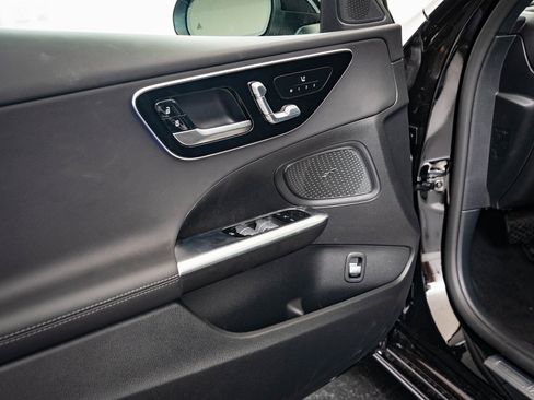 Used 2025 Mercedes-Benz C 300 C 300 image 25