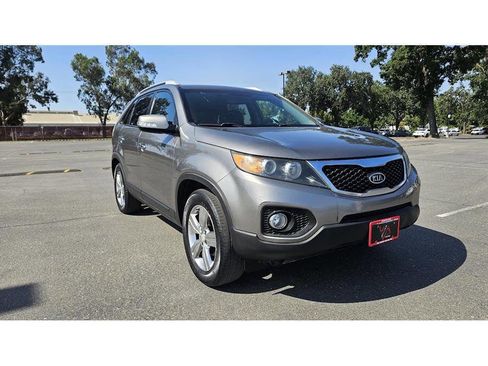 Used 2013 Kia Sorento EX w/ Premium Plus Pkg image 1