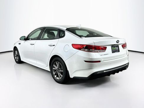 Used 2020 Kia Optima LX FWD image 5