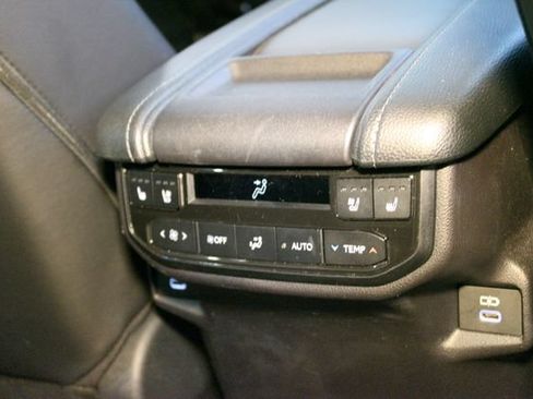 Used 2024 Toyota Grand Highlander AWD image 15