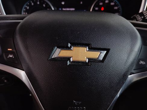 Used 2020 Chevrolet Equinox LT FWD image 24