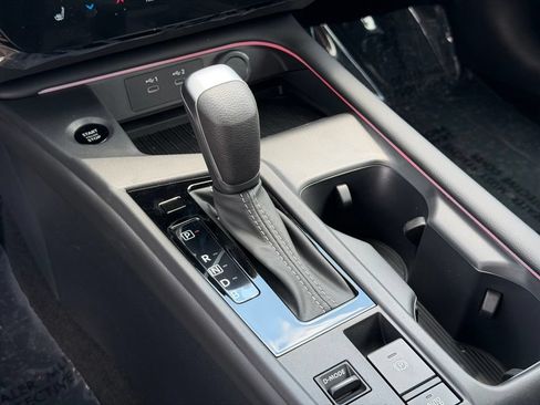 New 2026 Nissan Sentra SV w/ SV Convenience Package FWD image 28
