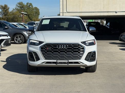 Used 2024 Audi SQ5 Premium image 8