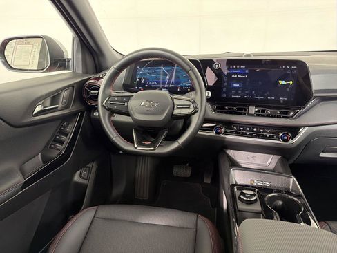 Certified 2026 Chevrolet Equinox RS FWD image 21