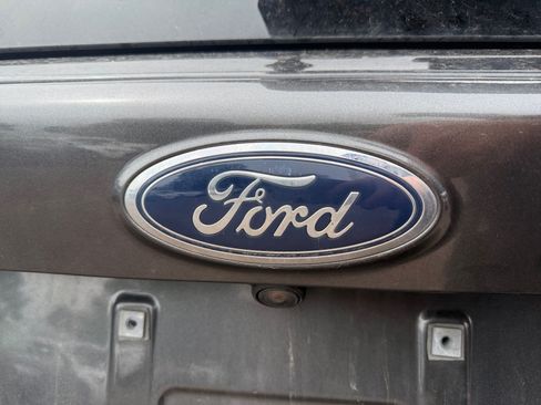 Used 2019 Ford Escape SE AWD/4WD image 22